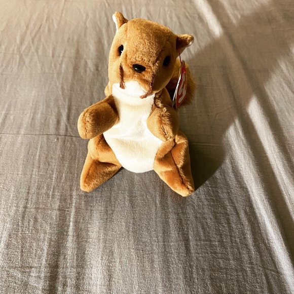 Ty Other - Vintage Nuts the squirrel Beanie Baby